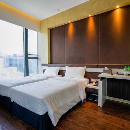 Epoch Hotel Гонконг Экстерьер фото